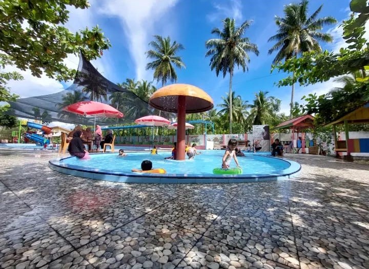 Wahana Waterboom Peunaga Pasi